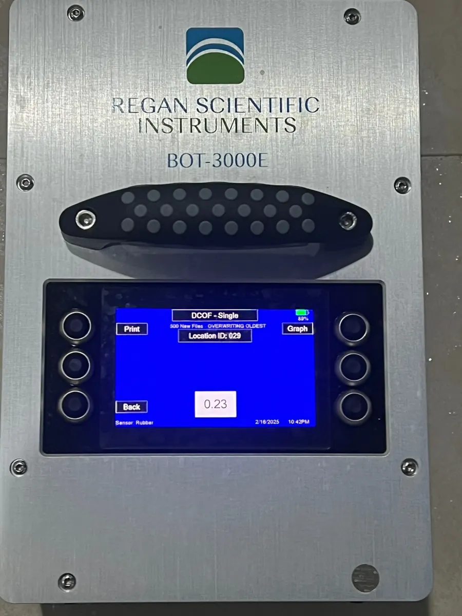 BOT-3000E 측정기 정면